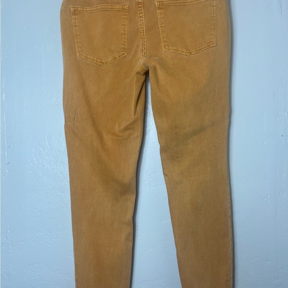Maurices Women's Gold ankle length jeggings - Picture 3 of 4